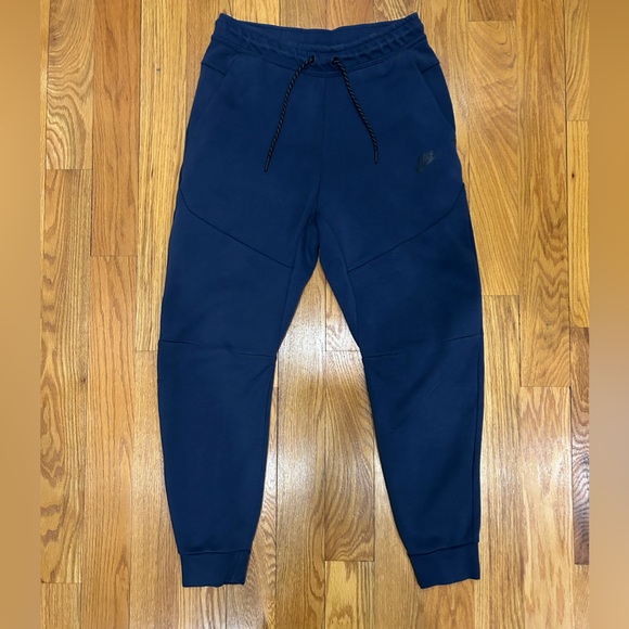 Nike Tech Joggers Navy Blue - Picture 2 of 5
